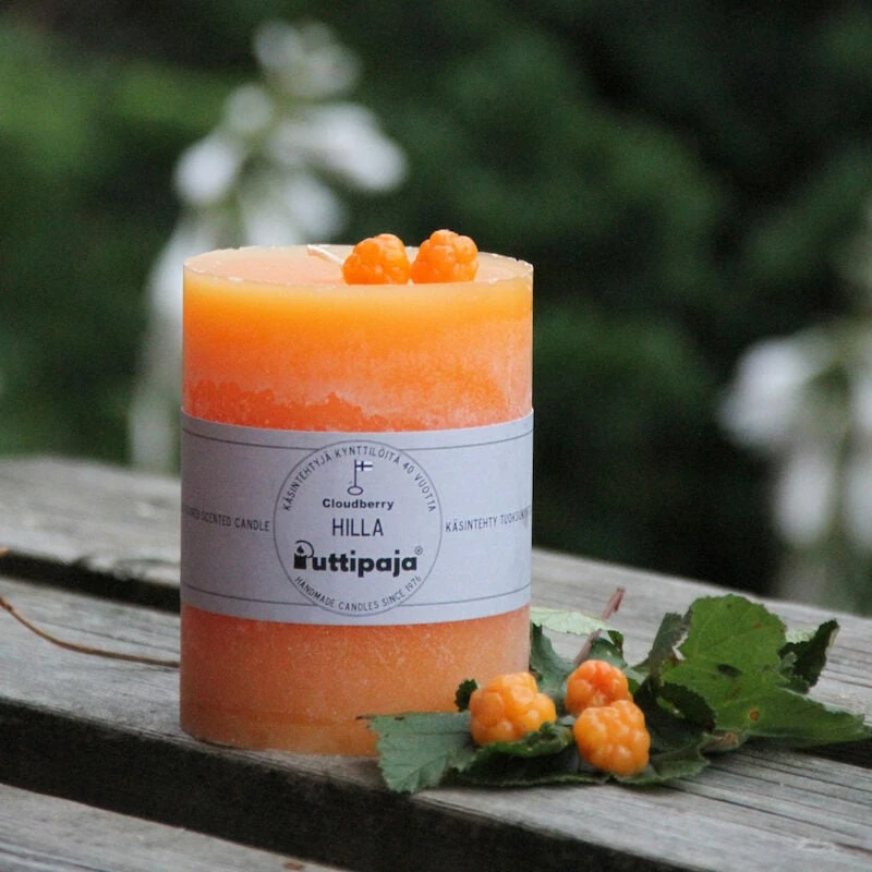 Puttipaja Läpivärjätty Tuoksukynttilä 10 Cm Hilla 2 Puttipaja Läpivärjätty Tuoksukynttilä 10 Cm Hilla - Image 2