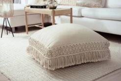 Fanni K Macrame Lattiatyyny 60x60 Cm Luonnonvalkoinen 11 Fanni K Macrame Lattiatyyny 60x60 Cm Luonnonvalkoinen -Yleinen Kotikauppa 334997 d 02 1 1