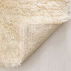 4Living Smooth Villamatto 60x90 Cm Valkoinen -Yleinen Kotikauppa 4 living smooth villamatto web 4