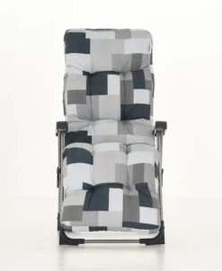 4Living Baden Baden Tuoli+pehmuste, Hopea Siniharmaa 11 4Living Baden Baden Tuoli+pehmuste, Hopea Siniharmaa -Yleinen Kotikauppa 602492 291322 0 0