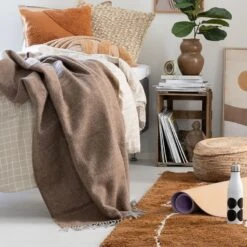 Anno Laama Torkkupeitto, 130x170 Cm Fariini/meleerattu Harmaa 11 Anno Laama Torkkupeitto, 130x170 Cm Fariini/meleerattu Harmaa -Yleinen Kotikauppa Anno laama torkkupeitto fariini