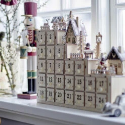 Bloomingville Richie Joulukalenteri Valoilla Luonnonväri 8 Bloomingville Richie Joulukalenteri Valoilla Luonnonväri -Yleinen Kotikauppa Bloomingville Richie joulukalenteri valoilla luonnonvari 4