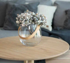 Fanni K Lampi Maljakko Nahkakahvalla Kirkas