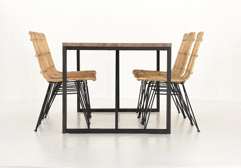 Honka-Pyry 6-hengen Ruokailuryhmä Metallijaloilla Antiikkipetsattu-luonnonväri 1 Honka-Pyry 6-hengen Ruokailuryhmä Metallijaloilla Antiikkipetsattu-luonnonväri