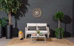 Kallas Sohvapöytä 65x65 Cm Greige 9 Kallas Sohvapöytä 65x65 Cm Greige -Yleinen Kotikauppa Kallas 2 istuttava sohva greige hiekka miljoossa web 11 1