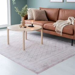 Vilja Koristetyyny 50x50 Cm Hiekka -Yleinen Kotikauppa Lilli viskoosimatto roosa miljoossa web 8