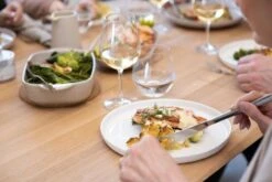 Maku Lautanen Ø25,5 Cm Valkoinen 8 Maku Lautanen Ø25,5 Cm Valkoinen -Yleinen Kotikauppa Maku lautanen O255 cm valkoinen 4