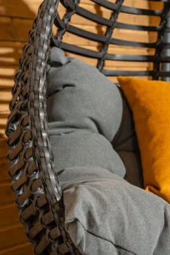 Pisara Riippukeinu Jalustalla Harmaa Polyrottinki/teräs