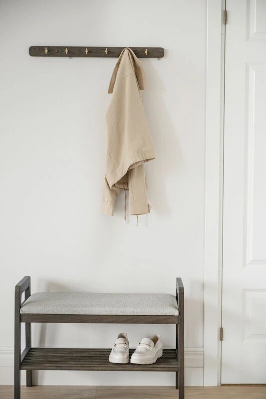 Rowico Inverness Seinänaulakko 65 Cm Ruskea 2 Rowico Inverness Seinänaulakko 65 Cm Ruskea - Image 2