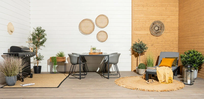 Saarni-Seattle 4-hengen Ruokailuryhmä Käsinojilla, Harmaa 1 Saarni-Seattle 4-hengen Ruokailuryhmä Käsinojilla, Harmaa