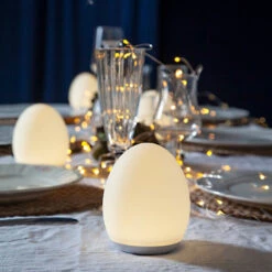 Star Trading Oval Ladattava LED-pöytävalaisin Valkoinen