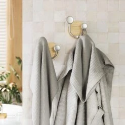 Umbra Melody Seinänaulakko 3-koukkua Luonnonväri/nikkeli 9 Umbra Melody Seinänaulakko 3-koukkua Luonnonväri/nikkeli -Yleinen Kotikauppa Umbra melody seinanaulakko 3 koukkua luonnonvari nikkeli 1