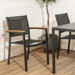 Odense-Saarni 4-hengen Ruokailuryhmä Musta -Yleinen Kotikauppa Uudet 270