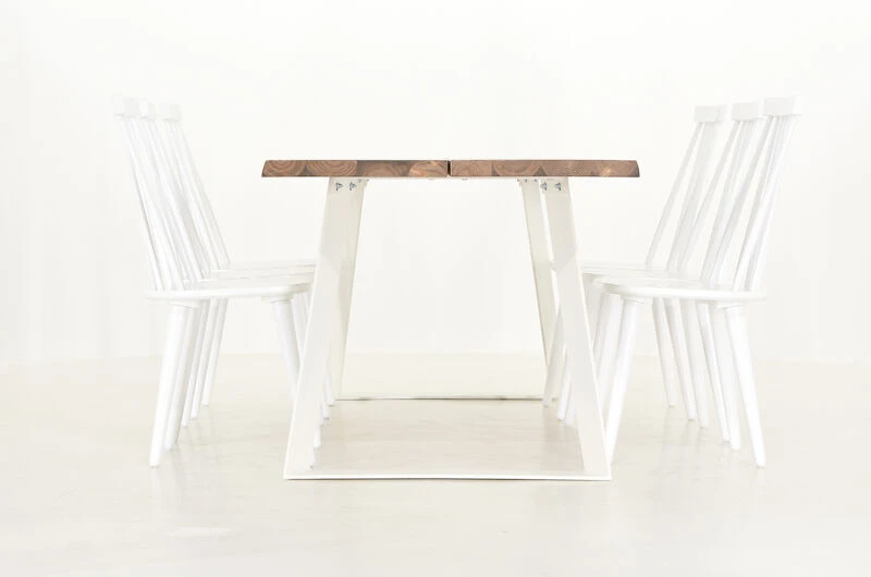 Triangel-Lotta 6-hengen Ruokailuryhmä, Valkoinen Antiikki 3 Triangel-Lotta 6-hengen Ruokailuryhmä, Valkoinen Antiikki - Image 3