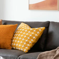 Affari Maja Tyynynpäällinen 50x50 Cm Sinapinkeltainen/valkoinen -Yleinen Kotikauppa affari maja tyynynpaallinen 50x50cm