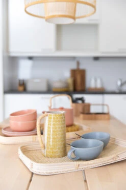 Bloomingville Susie Kannu Ø10x17 Cm Keltainen 11 Bloomingville Susie Kannu Ø10x17 Cm Keltainen -Yleinen Kotikauppa ahvo lankkupoyta 150x90 lakattukoivu3