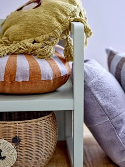 Bloomingville Lilu Rottinkikori Ø28x28 Cm Ruskea 9 Bloomingville Lilu Rottinkikori Ø28x28 Cm Ruskea -Yleinen Kotikauppa bloomingville sisa pyorea koristetyyny 46 ruskea2