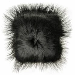 Cuero Design Wild Lampaantaljatyyny Musta -Yleinen Kotikauppa cuero wild black 200913 cuero dsc08834