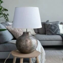 Fanni K Kuru Lampunjalka 30x41 Cm