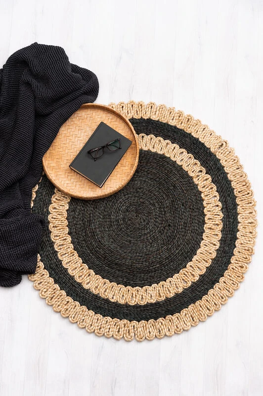 Fanni K Hiili Juuttimatto Musta/luonnonväri 90cm 1 Fanni K Hiili Juuttimatto Musta/luonnonväri 90cm