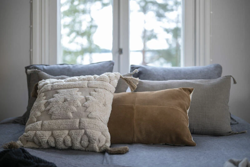 Fanni K Lumo Koristetyyny 50x50 Cm Luonnonvalkoinen 1 Fanni K Lumo Koristetyyny 50x50 Cm Luonnonvalkoinen