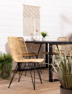 Honka-Pyry 4-hengen Ruokailuryhmä Musta-luonnonväri 11 Honka-Pyry 4-hengen Ruokailuryhmä Musta-luonnonväri -Yleinen Kotikauppa honka lankkupoyta musta pyry rottinkituoli web 13