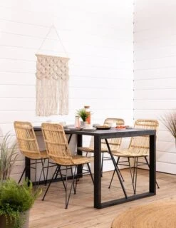 Honka-Pyry 4-hengen Ruokailuryhmä Musta-luonnonväri 9 Honka-Pyry 4-hengen Ruokailuryhmä Musta-luonnonväri -Yleinen Kotikauppa honka lankkupoyta musta pyry rottinkituoli web 2