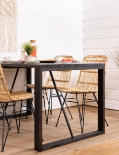 Honka-Pyry 4-hengen Ruokailuryhmä Musta-luonnonväri 8 Honka-Pyry 4-hengen Ruokailuryhmä Musta-luonnonväri -Yleinen Kotikauppa honka lankkupoyta musta pyry rottinkituoli web 4