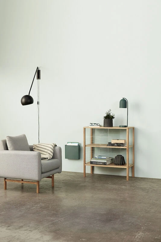 Hübsch Atelier Seinälamppu Musta/messinki 3 Hübsch Atelier Seinälamppu Musta/messinki - Image 3