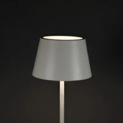 Konstsmide Pomezia Ladattava Lattiavalaisin Sisä-/ulkokäyttöön Valkoinen