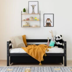 Bloomingville Judy Tekokasvi -Yleinen Kotikauppa liisa lastensanky 70x155cm musta web 27