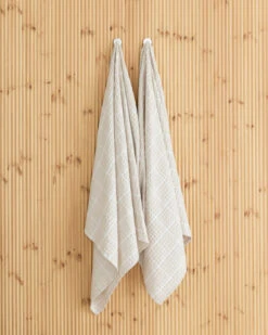 Linni Kylpypyyhe 100x150 Cm Hiekka/valkoinen 7 Linni Kylpypyyhe 100x150 Cm Hiekka/valkoinen -Yleinen Kotikauppa linni kylpypyyhe 100x150 hiekka valkoinen web