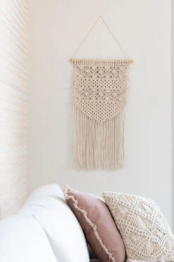 Makrame-seinävaate 40x80 Cm Luonnonvalkoinen 7 Makrame-seinävaate 40x80 Cm Luonnonvalkoinen -Yleinen Kotikauppa makrame seinavaate 40x80 cm luonnonvalkoinen web