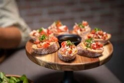 Maku Kakkutarjotin Ø29 Cm Puu/musta