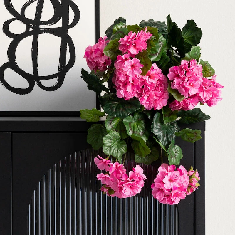 Pelargonia Jättipensas Tekokasvi Punainen 4 Pelargonia Jättipensas Tekokasvi Punainen - Image 4