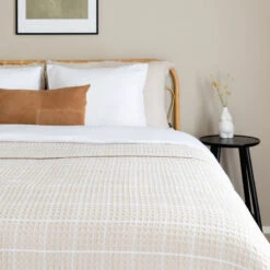 Uudet tuotteet 3 Ruutu Päiväpeitto 160x260 Cm Hiekka/valkoinen