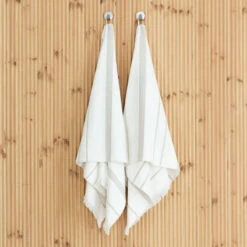 Sade Pellavasekoite Kylpypyyhe 70x140 Cm Luonnonvalkoinen/maitokahvi 6 Sade Pellavasekoite Kylpypyyhe 70x140 Cm Luonnonvalkoinen/maitokahvi -Yleinen Kotikauppa sade kylpypyyhe 70x140 luonnonvalkoinen maitokahvi web 4