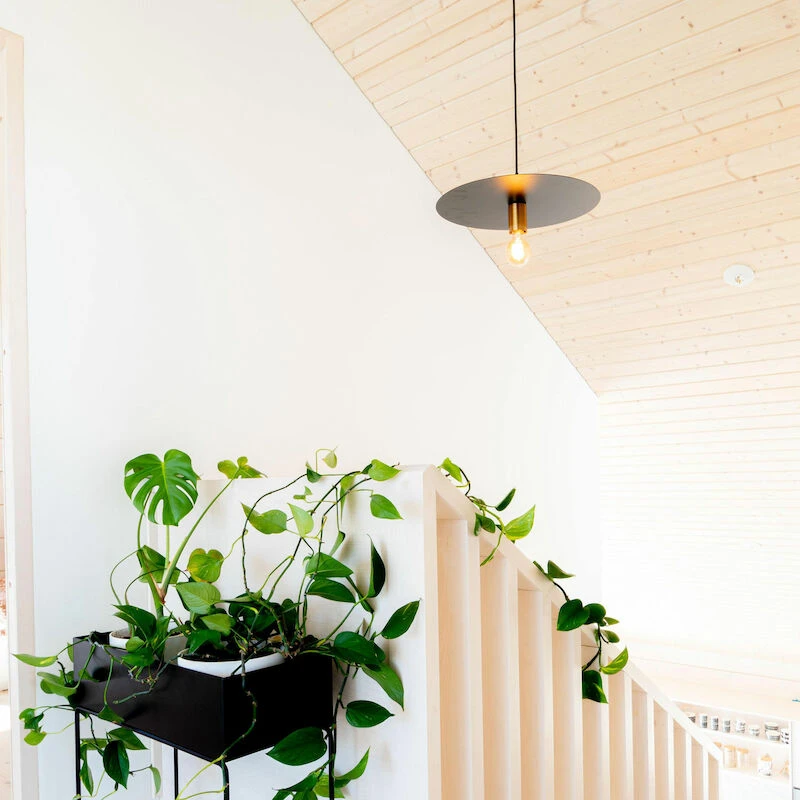 Sessak Morgan Riippuvalaisin Musta 2 Sessak Morgan Riippuvalaisin Musta - Image 2