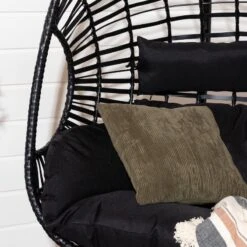 Tie Kahden Istuttava Riipputuoli Jalustalla Musta, Musta Pehmuste 9 Tie Kahden Istuttava Riipputuoli Jalustalla Musta, Musta Pehmuste -Yleinen Kotikauppa tie kahden istuttava riipputuoli telineella web 11