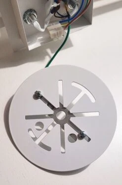 Trio Tähtiasennuslevy, Valkoinen 9 Trio Tähtiasennuslevy, Valkoinen -Yleinen Kotikauppa tiro tahtiasennuslevy