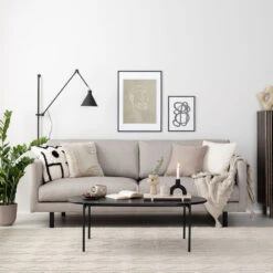 Bloomingville Cora Purkki Kannella, Luonnonväri 9 Bloomingville Cora Purkki Kannella, Luonnonväri -Yleinen Kotikauppa toive 3 istuttava sohva kangasverhoiltu hiekka web 22 3