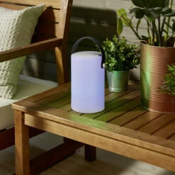 Trio Bermuda Ladattava LED Ulkopöytävalaisin RGBW Bluetooth Kaiuttimella 10 Trio Bermuda Ladattava LED Ulkopöytävalaisin RGBW Bluetooth Kaiuttimella -Yleinen Kotikauppa trio bermuda led poytavalaisin