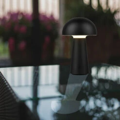 Trio Lennon Ladattava LED Pöytävalaisin Sisä- Ja Ulkokäyttöön Musta 8 Trio Lennon Ladattava LED Pöytävalaisin Sisä- Ja Ulkokäyttöön Musta -Yleinen Kotikauppa trio lennon led ulkopoytavalaisin musta