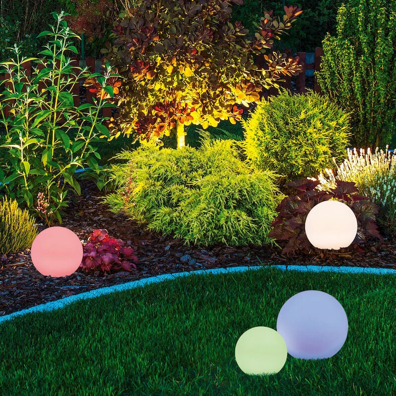 Trio Melo Aurinkokenno-pallovalaisin Maapiikillä 20 Cm RGBW 1 Trio Melo Aurinkokenno-pallovalaisin Maapiikillä 20 Cm RGBW