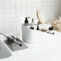 Umbra Glam Hiusvälineiden Säilytyslaatikko Valkoinen/hiili 10 Umbra Glam Hiusvälineiden Säilytyslaatikko Valkoinen/hiili -Yleinen Kotikauppa umbra glam hiusvalineiden sailytyslaatikko valkoinenhiili1