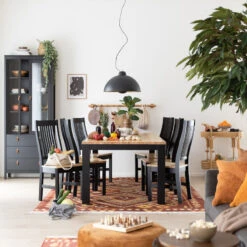 Hübsch Folk Tanko Vaatenaulakko 10-koukulla Tammi 11 Hübsch Folk Tanko Vaatenaulakko 10-koukulla Tammi -Yleinen Kotikauppa vuono ruokapoyta 220x100 cm musta koivu web 1